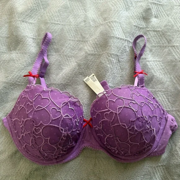 Victoria's Secret purple Heart Lace Bra with red bows and heart adjustable strap - Picture 1 of 7